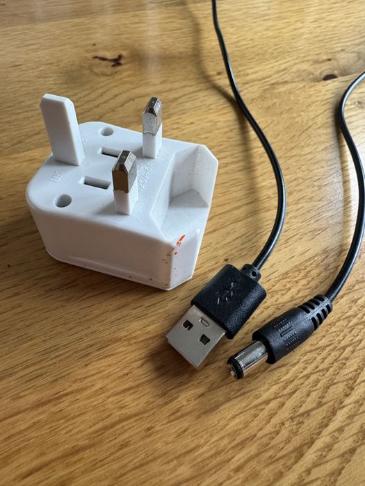 9 бр: Адаптер за фотоапарат Sony, USB кабели и адаптери и зарядно за лаптоп ASUS