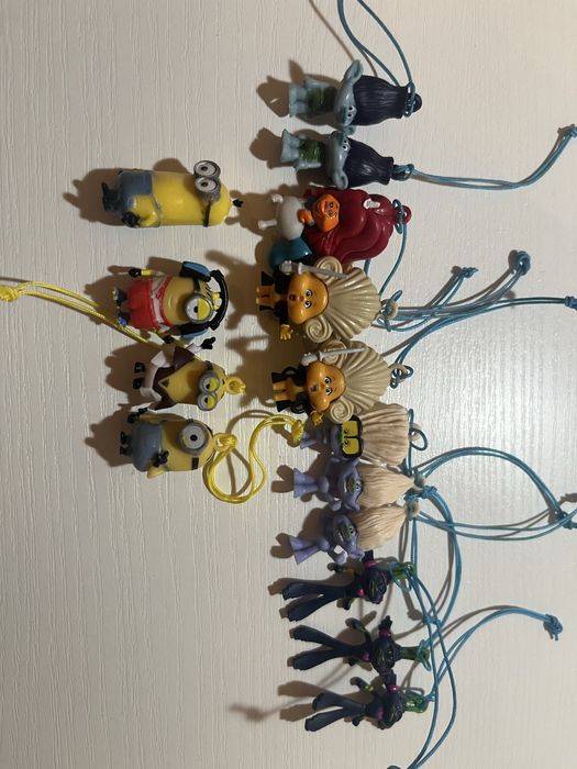 Игрушки из киндер чупа чупс тролли миньоны игрушки милые