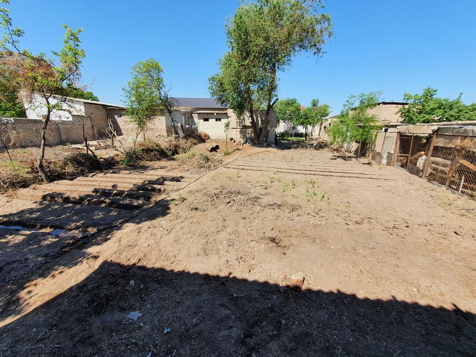 Ховли жой 1000 м2 Урганч шахар