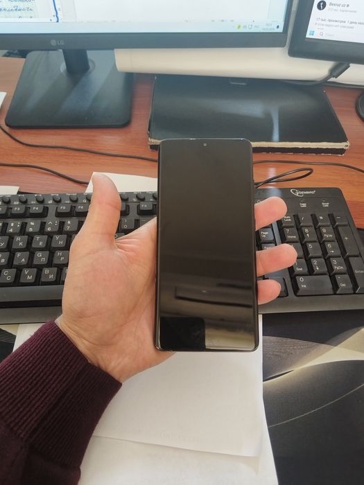 Samsung S21ultra 5G 12/256gb iwlawi zur aybi yuq tozza telefon