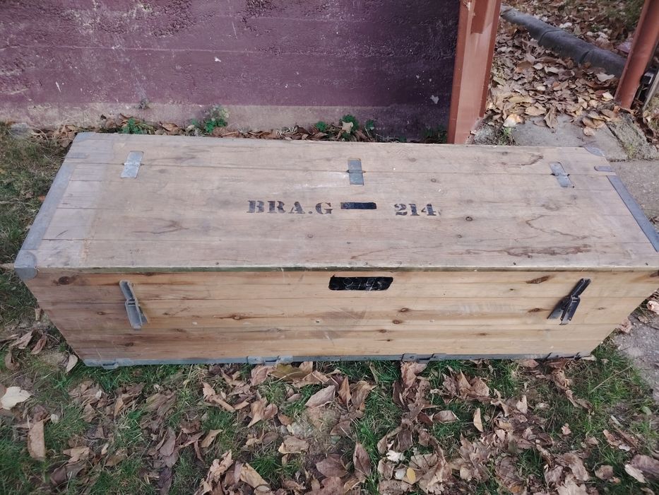 Vand ladă militară