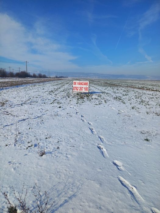 Vand teren intravilan Zlatarei (strada principala)