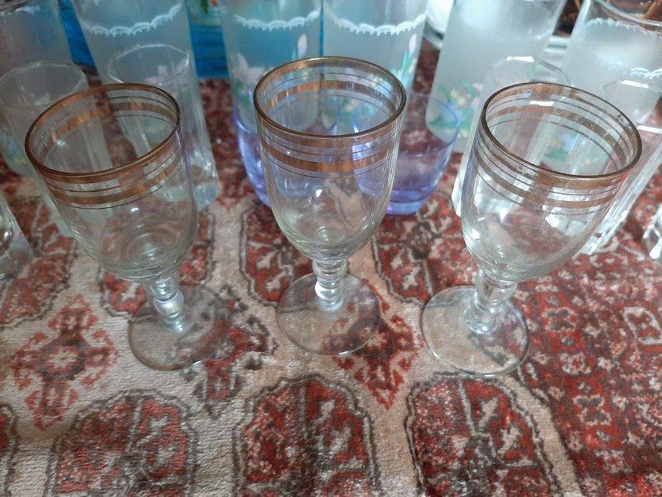 Продам посуду,рыбницы,стаканы и др.