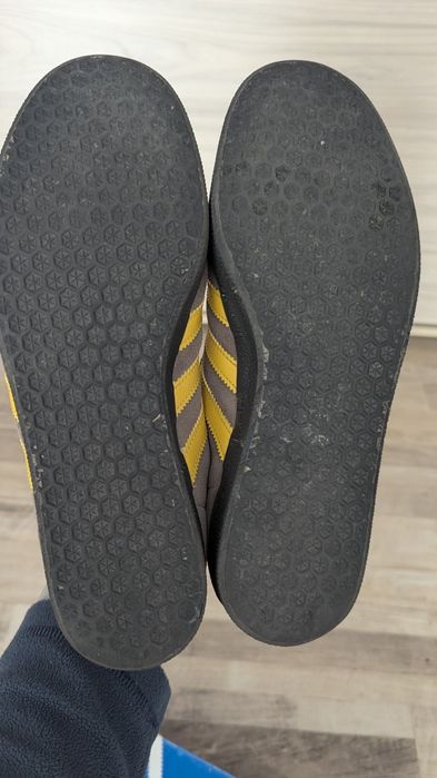 Adidas Gazelle mărime 42
