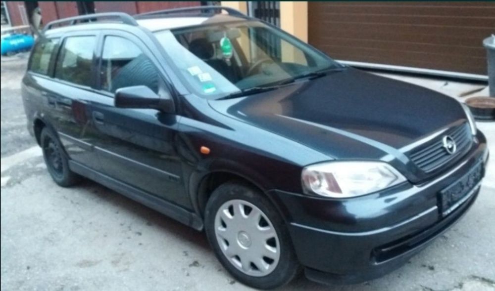 Aripa dreapta fata opel astra g break 1.6i 16v benzina negru z266
