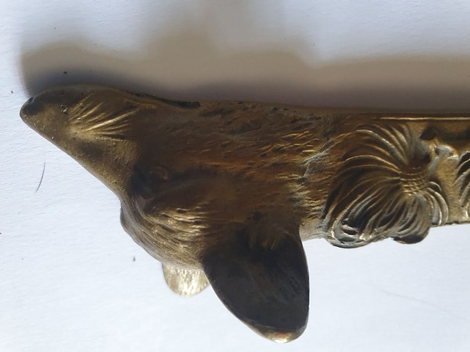 Catter bronz 1900