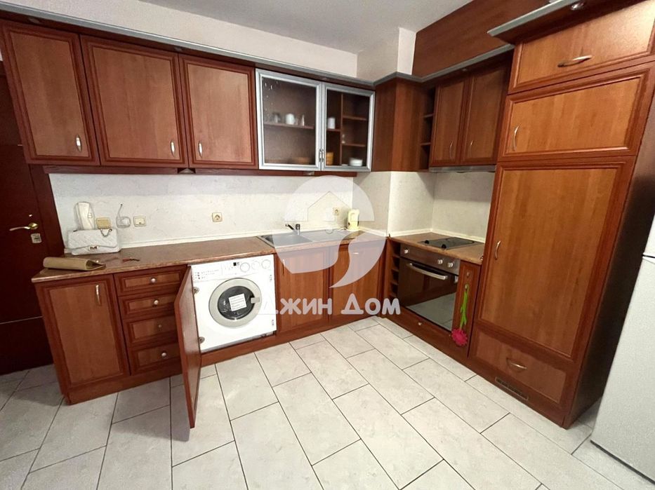 Двустаен апартамент с НИСКА ТАКСА в гр. Несебър