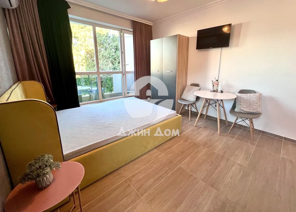Продава се Едностаен апартамент в к.к. Слънчев бряг - 33 кв.м за 920 €/кв.м - Снимка #1