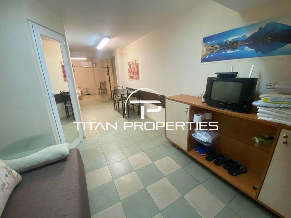 Дава се под наем Едностаен апартамент в Варна, ЖП Гара - 40 кв.м за 375 € - Снимка #2