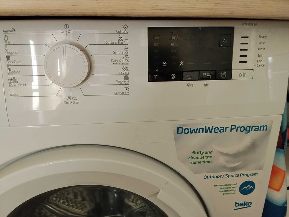 Продавам Пералня Beko