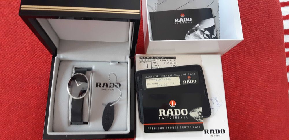 Ceas de dama Rado Esenza, cu diamante, cheita cu magnet