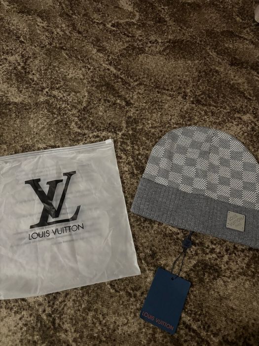 Louis vuitton зимна шапка