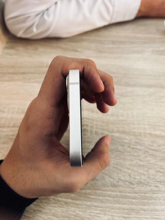 Айфон 13 белый 128 гб