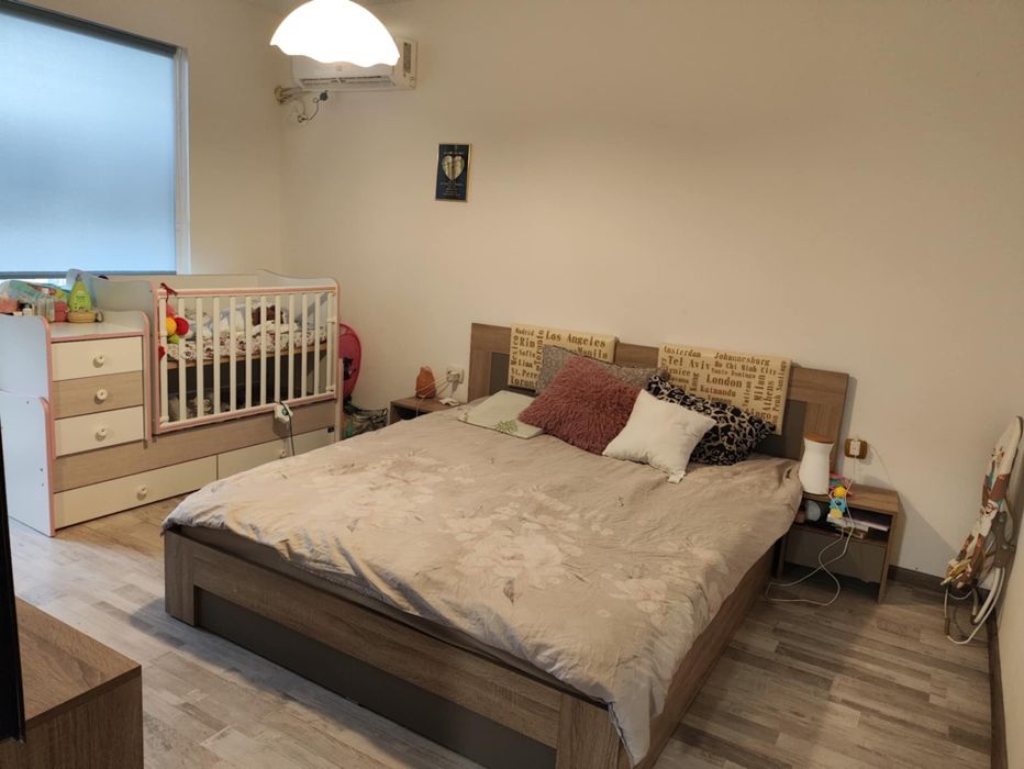 Продава се Четиристаен апартамент в Шумен, Тракия - 115 кв.м за 1331 €/кв.м - Снимка #3