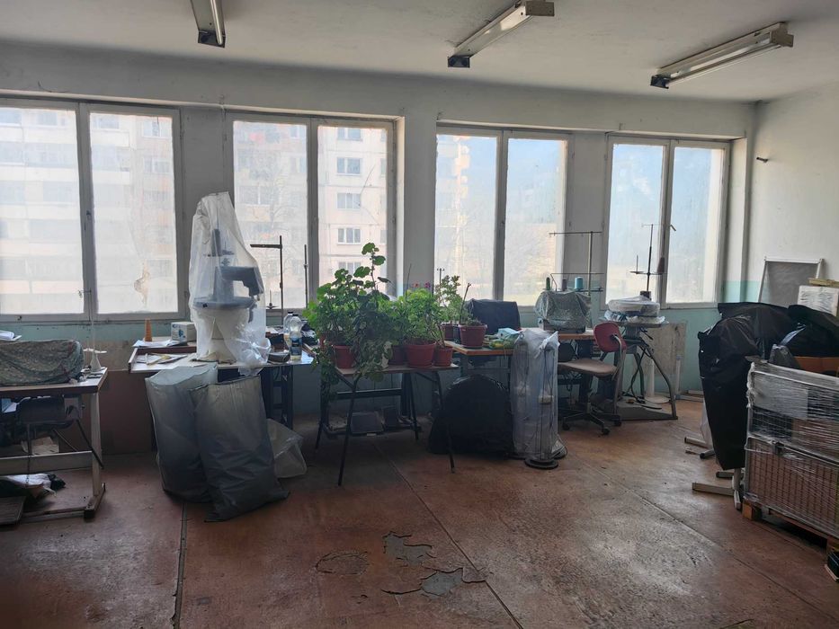 Продава се Промишлена сграда в София, 7-ми 11-ти километър - 520 кв.м за 400 €/кв.м - Снимка #18
