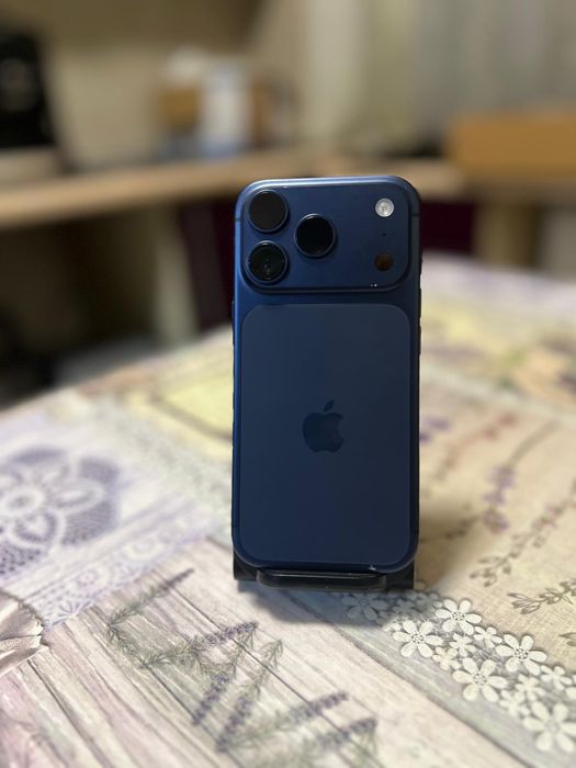 iPhone 17 Pro Blue Pentru Piese fara semnal