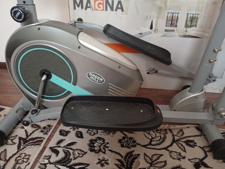 Лижа продаётся для спорта велосипеды