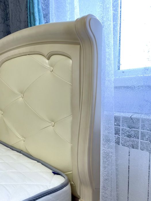 Кровать + матрас в подарок