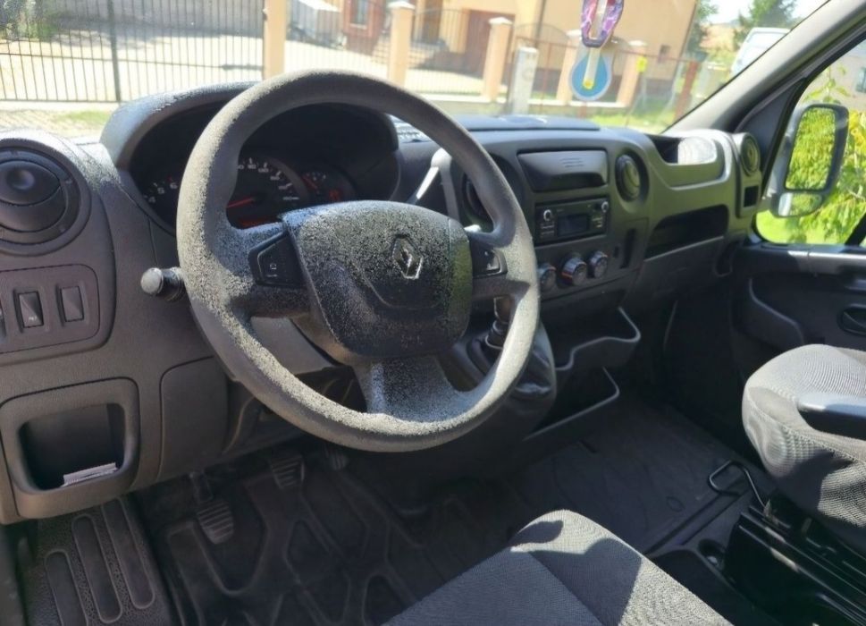 De vânzare firmă de transport SRL cu Autoutilitara renault master