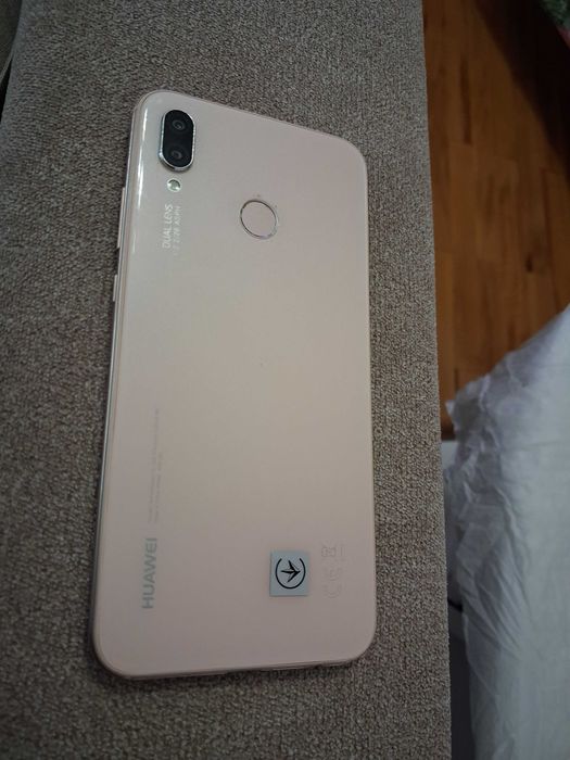 Telefon Huawei P20 lite
