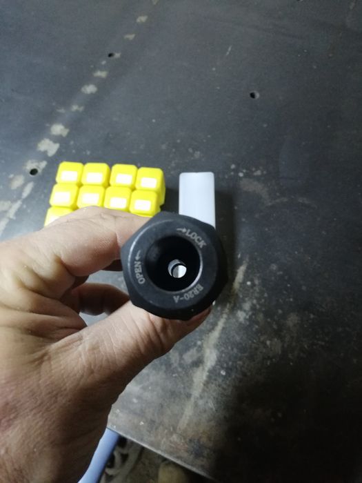 Цанги er20 държач mt2