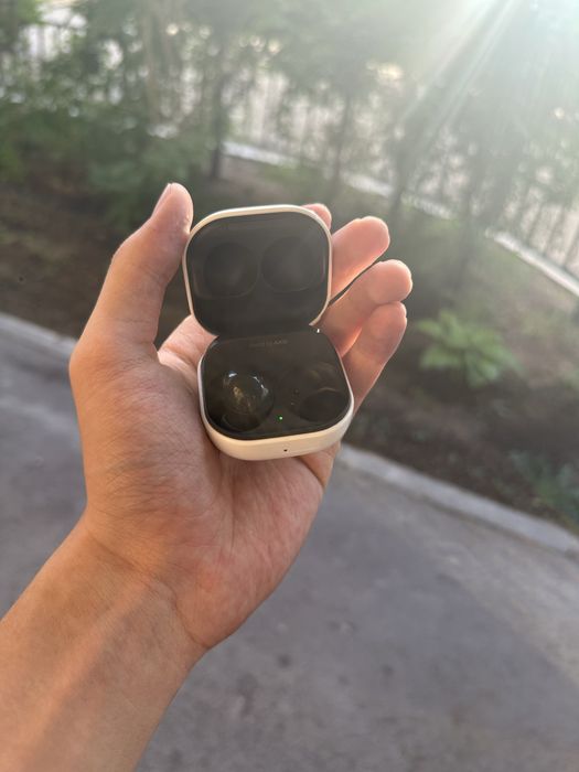 Galaxy Buds2 левый наушник + кейс + коробка