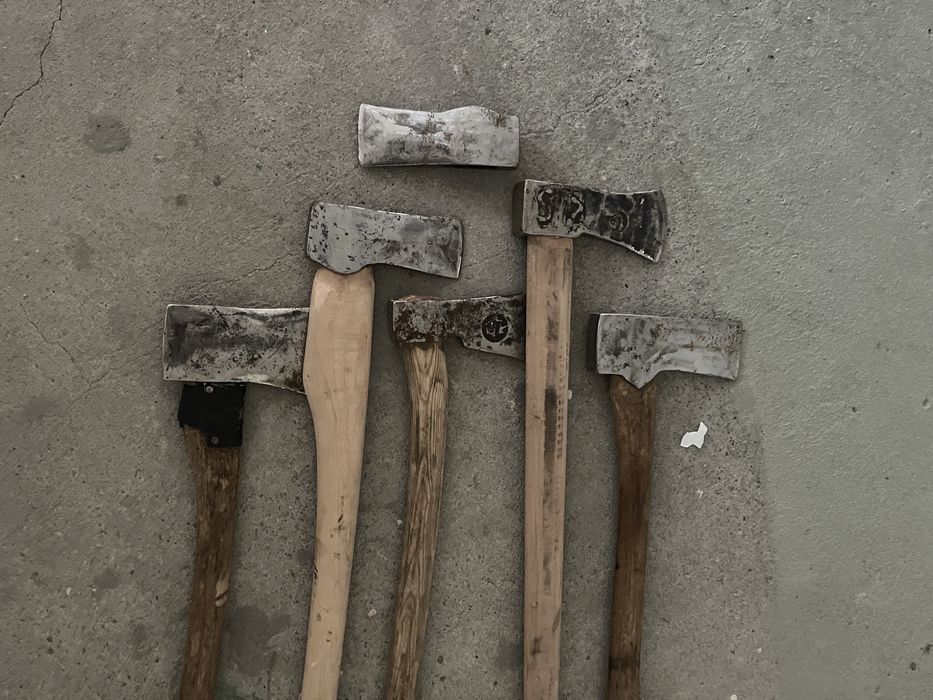 Topoare Suedia , mari si mici