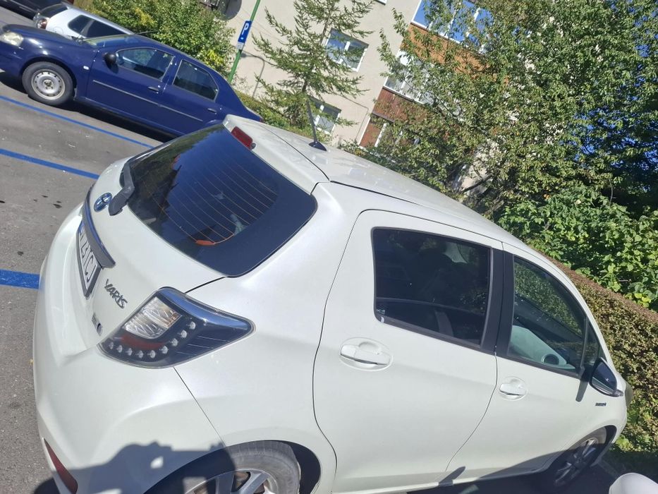 TOYOTA Yaris 2012 — imagine 2