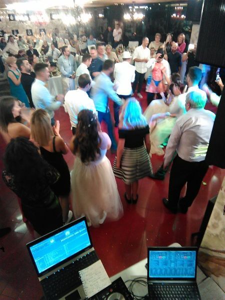 DJ Tony, Диджей, Дисководещ, Озвучаване, dj Плов