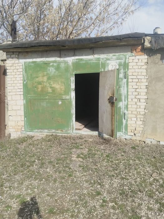 Продам гараж кооператив "Луч"