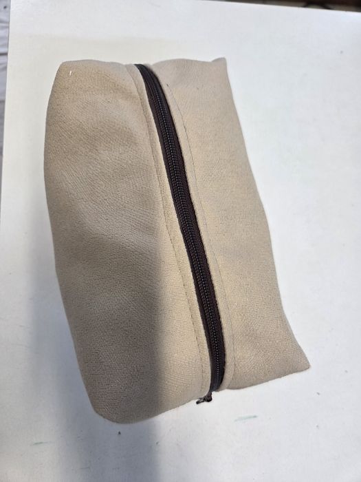 НЕСЕСЕР за дамски принадлежност ОТ ПЛАТ 8 лв.