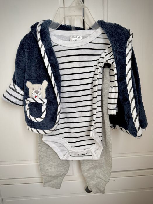 Лот Бебешки комплекти р-р 56,62,68-74 момче