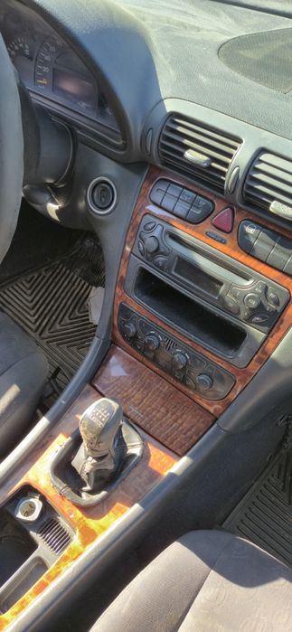 Мерцедес C220cdi на части