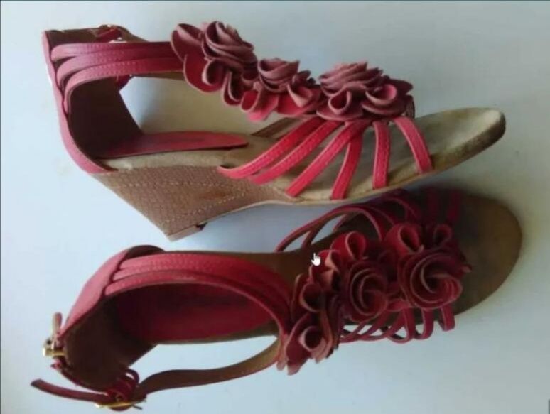 Оьувь женская 38р 500т