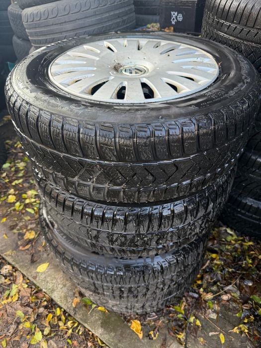 Jante Cauciucuri Roti Iarna Volkswagen Golf 5 6 Passat Tiguan Touran