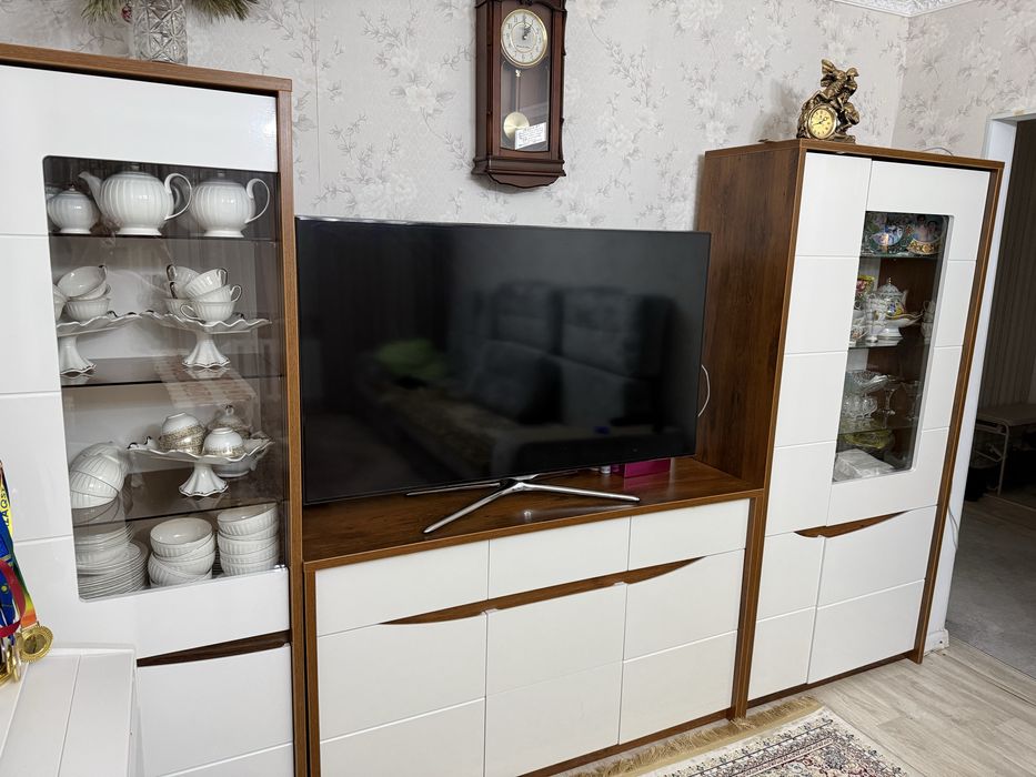 Продам стенку для гостинной