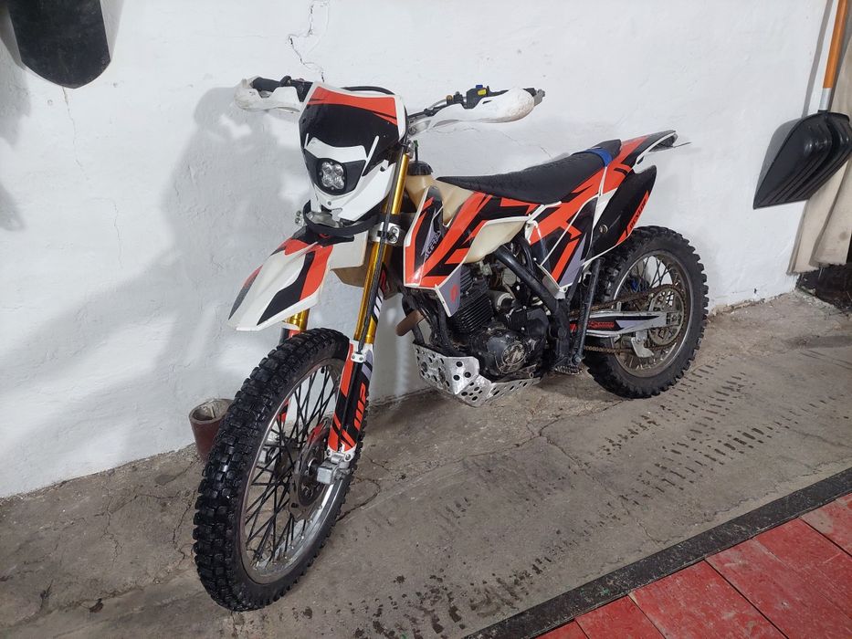 Продам Racer Enduro 300