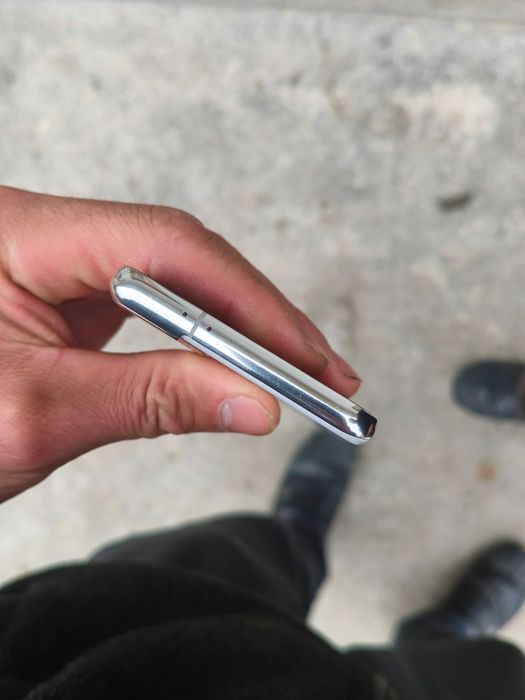 Samsung S21 8/256 gb