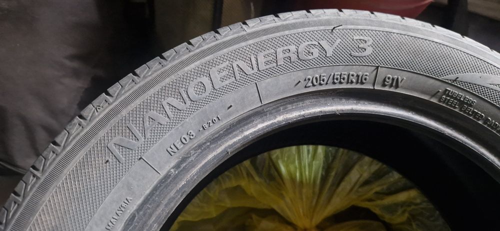 продам б/у резину  R16/205/55