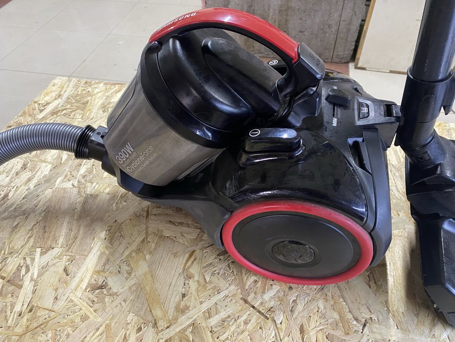 Пылесос samsungg