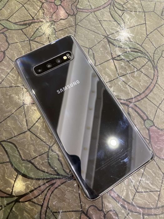 Samsung Galaxy S10+ 128гб