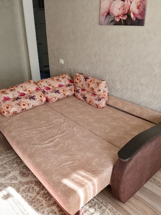 Продам диван 50.000