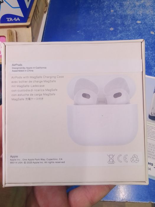 Air pods и повербанк
