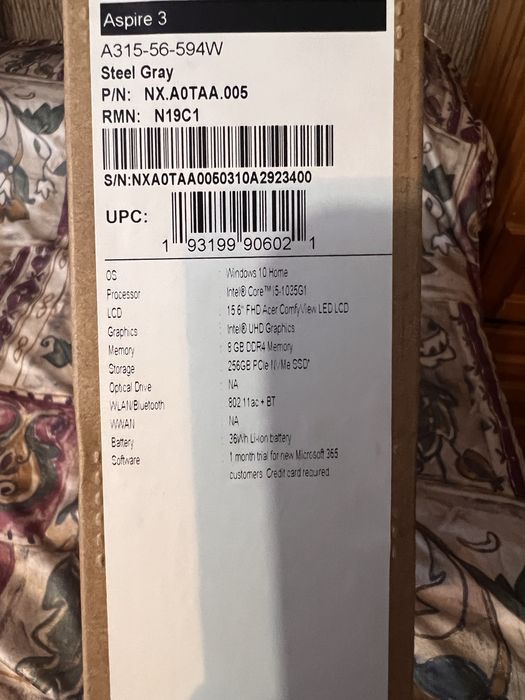 Acer Aspire 3 Intel | 5 15.6" Full HD 1920 p 8 Gb ram Windows 10