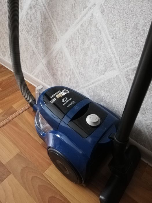Продам пылесос Samsung