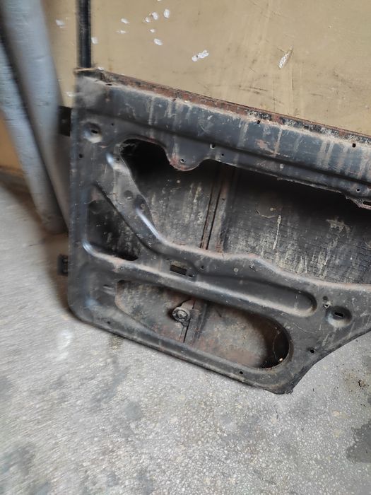 Врати за Лада 2103 и 2106