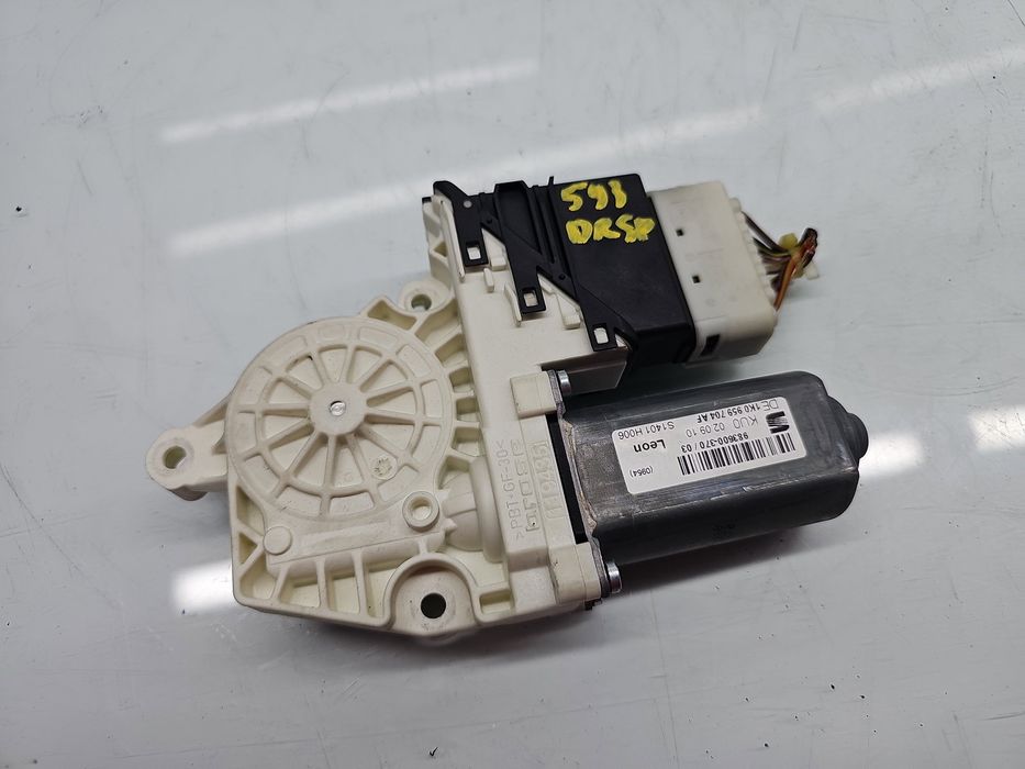 Motoras geam dreapta spate Seat Leon (1P1) [Fabr 2005-2011] Hatchback