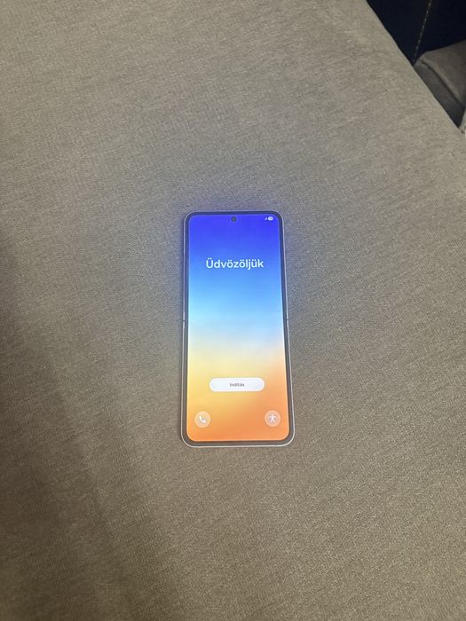 Samsung Galaxy Z Flip 6