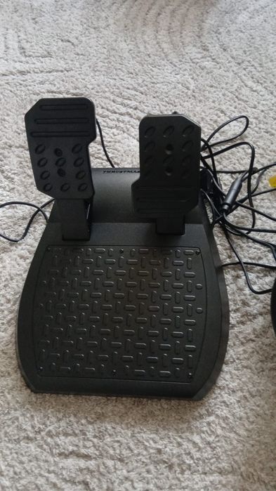 Volan Thrustmaster TMX Force Feedback