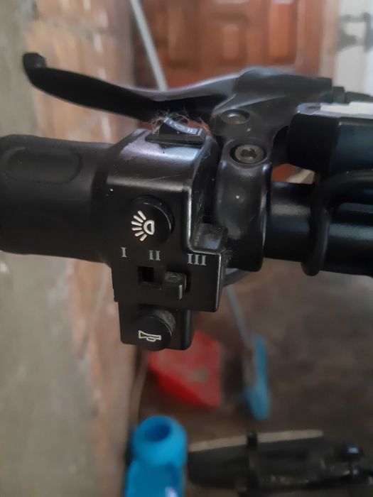 Scooter electric 10000w 45 km 3 vitese